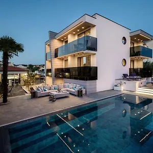 Luxury Curiera 5*, Malinska Kroatien